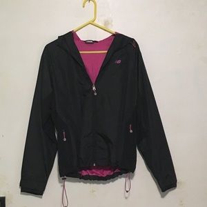 🌺New Balance Black/Pink Hooded Jacket